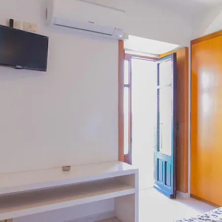 Konukevi Ai Candelori