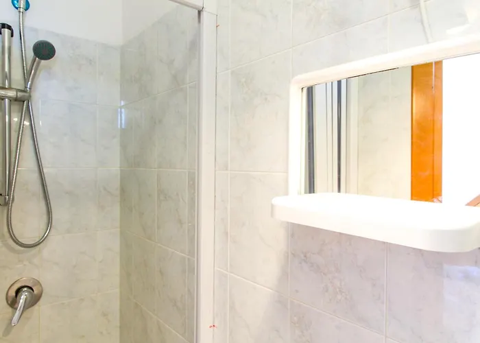 Konukevi Ai Candelori 3*