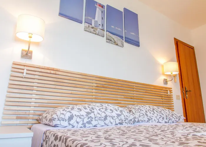 Konukevi Ai Candelori Cefalù